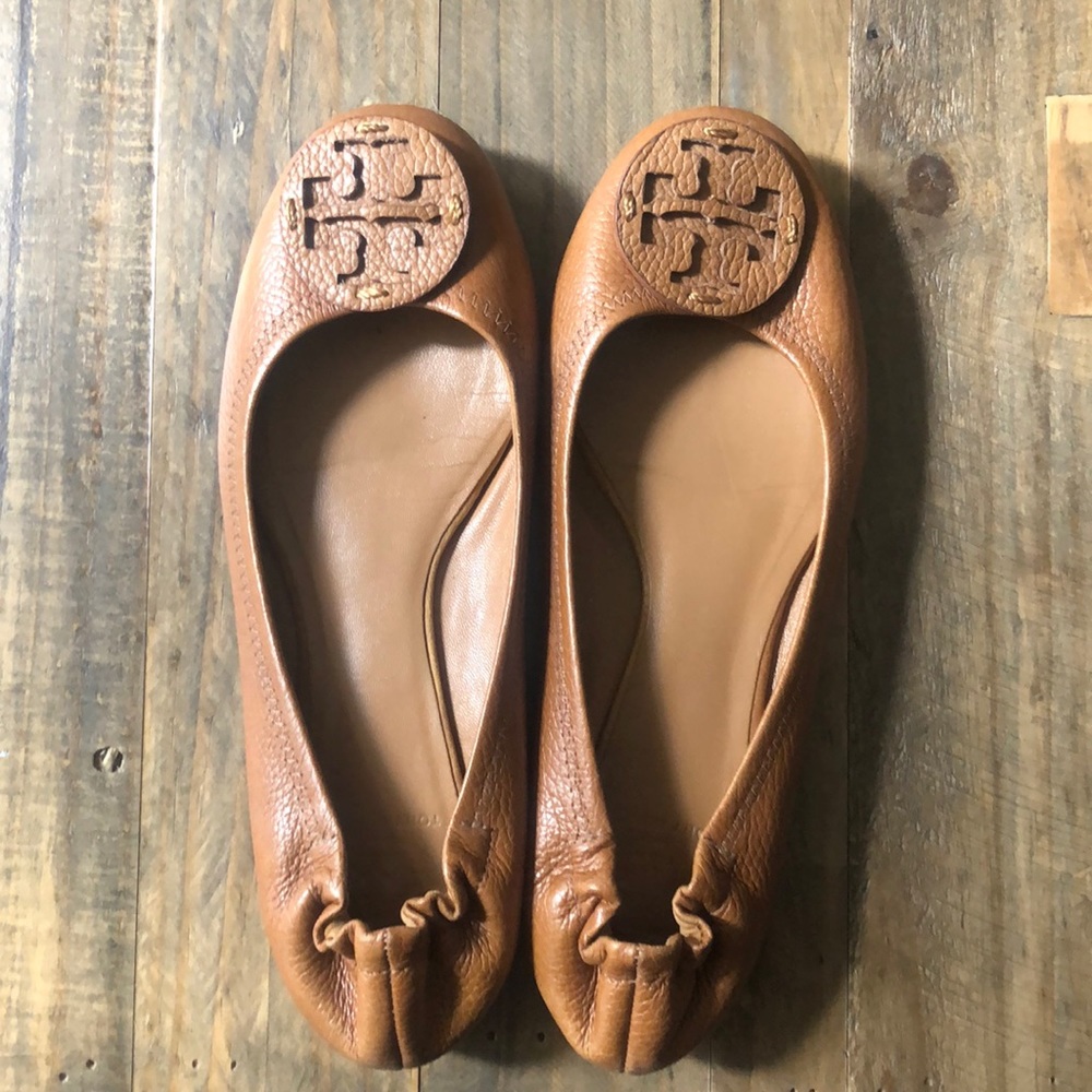 Tory Burch reva flat